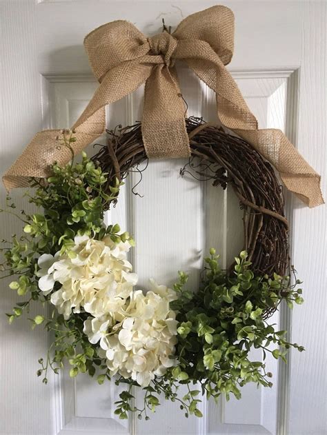 28 Unique Spring Wreaths For Front Door Decor Ideas