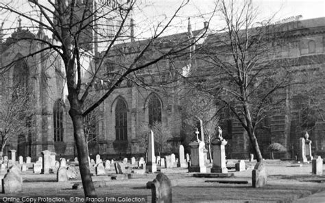 Photo of Dunfermline, Abbey, The Graveyard c.1955