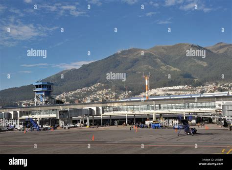 Aeropuerto Internacional De Old Mariscal Sucre Quito Ecuador