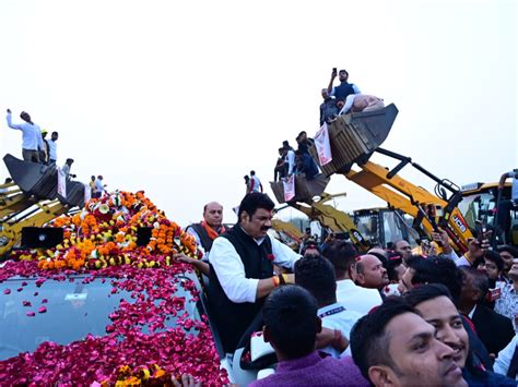 Grand Welcome On The Arrival Of Cabinet Minister Rajput At Sagar