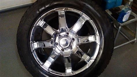 Chrome 20″ 6 Lug wheels and tires for Chevy/GMC