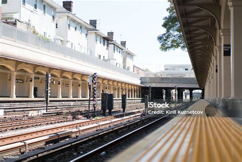 Subway Station In New York Stock Photo - Download Image Now ...
