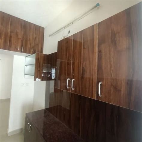 Plywood Modern Modular Kitchen Cabinets Wall Mounted At Rs Sq Ft