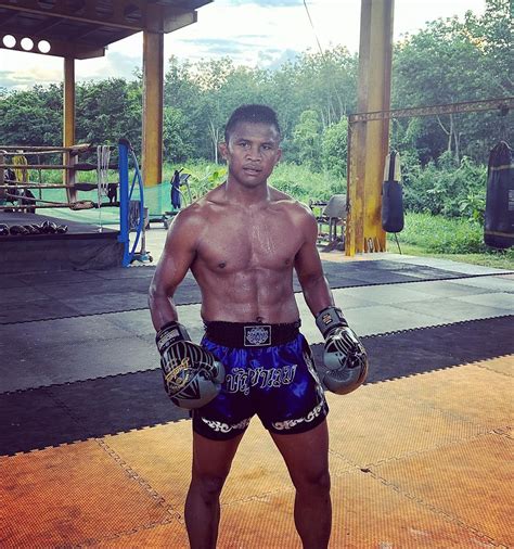 Amp Asia Muscle Picture Buakaw Banchamek 59