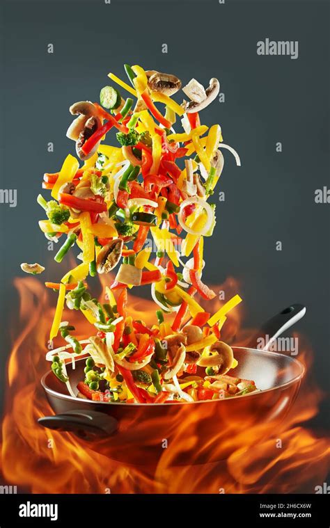 Wok fire hi-res stock photography and images - Alamy