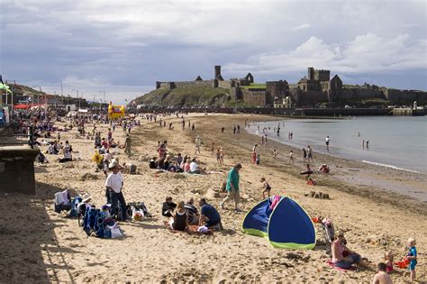 Enjoy Peel Beach Isle of Man | Islandeering