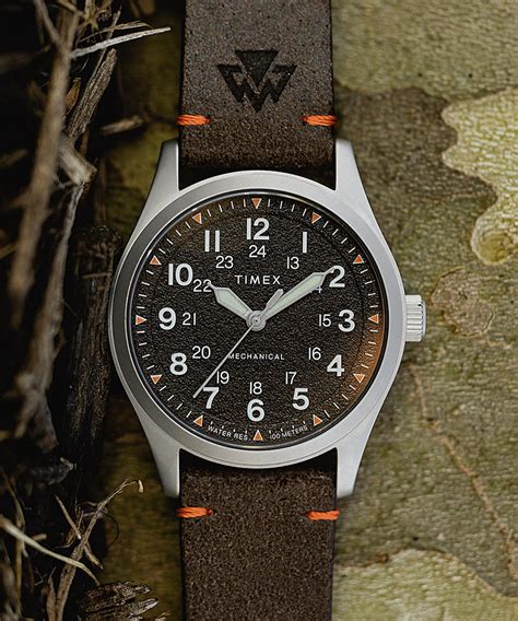 Timex TW2V64300JR Expedition North Field Mechanical 38mm WatchUSeek