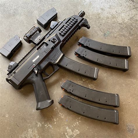 Cz Scorpion Evo 3 S1 9mm Pistol With 6x Magazines And Holosun Optic