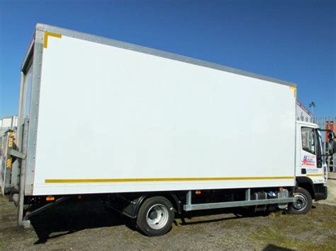 Maun Motors Self Drive Box Van Hire 7 5t GVW Lorry With Tail Lift