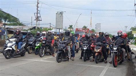 Jalur Pantura Kota Tegal Dipadati Pemudik Sepeda Motor Arus Lalu