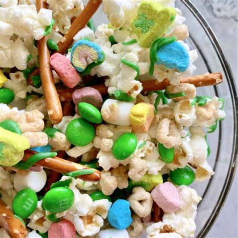 Lucky Charms Snack Mix Katies Cucina