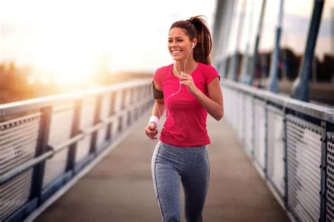 How To Exercise In Hot Weather Safely According To Health Experts Daily Record