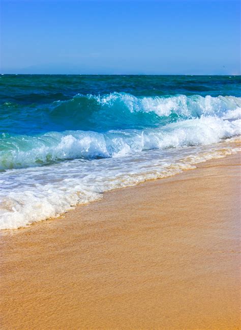 🔥 Free Download Sea Waves Crashing On Shore During Daytime Photo Blue