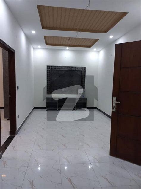 10 Marla Brand New Frist Entry Upar Portion For Rent In Iep Town Sector