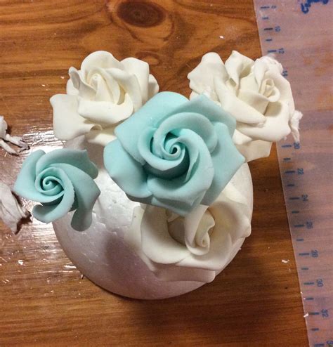 Gumpaste Roses Gum Paste Desserts Icing