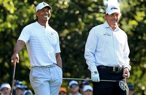 Golf World Reacts To Latest Tiger Woods Phil Mickelson News