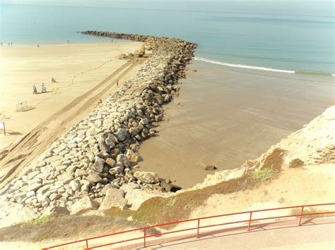 Galería de imágenes del proyecto Recolocación de las escolleras en el