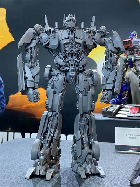 New Dark Of The Moon Optimus Prime Megatron Model Kits By Yolopark