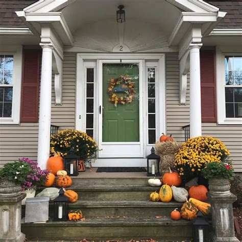 Benjamin Moore Courtyard Green Paint Color