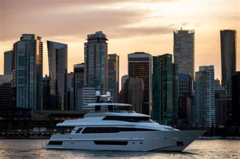 Motor Yacht Crescent Lady Crescent Yachts Yacht Harbour
