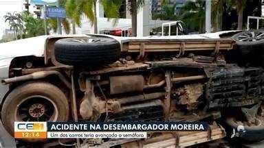 CETV 1ª Edição Fortaleza Carro avança sinal e causa acidente na