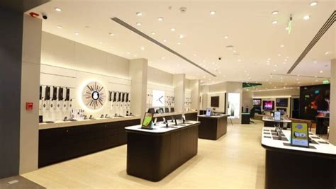 Samsung Inaugure Son Plus Grand Magasin D Exp Rience Premium