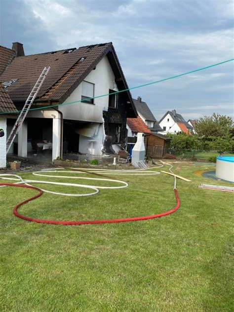 Einfamilienhaus Nach Brand Unbewohnbar Einsatzbericht Preu Isch