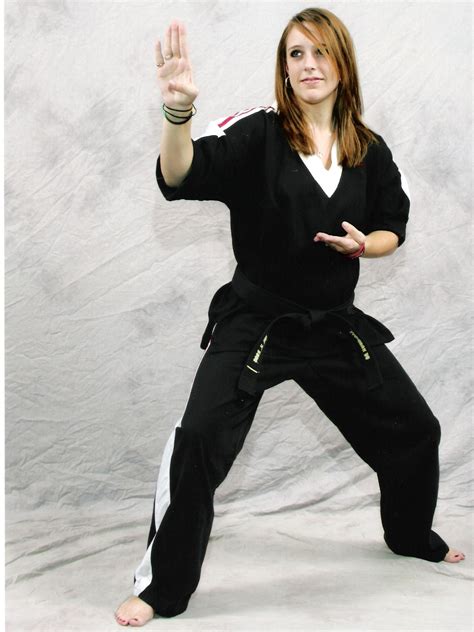 Womens Self Defense Is A Great Way For Women To Get Fit To Fight