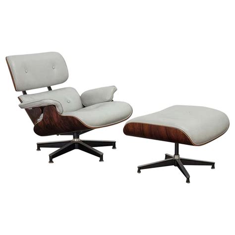 Eames 670 Lounge Chair And 671 Ottoman At 1stdibs