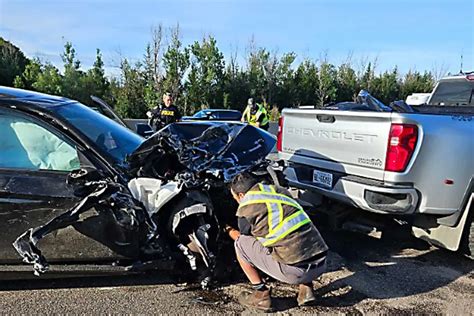 Update Hwy 401 Closed After Head On Crash Involving A Wrong Way