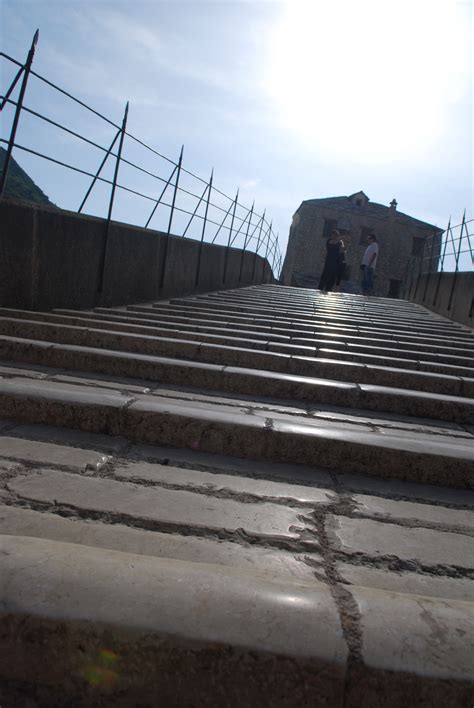 46 Spectacular Photos of Mostar Bridge in Bosnia | BOOMSbeat