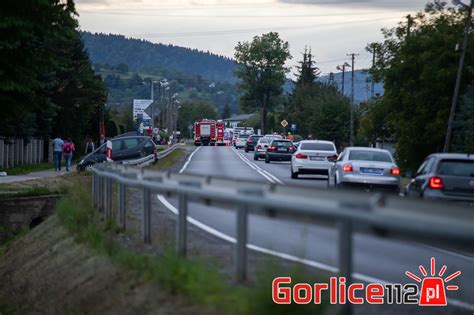 Gorlice Aktualności Szymbark wypadek z udziałem karetki na DK28 W