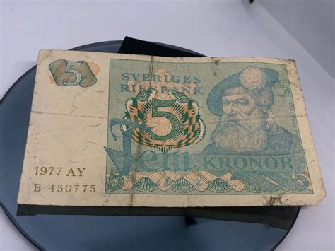 Se produkter som liknar Fem kronor sedel 1977 på Tradera 621026525