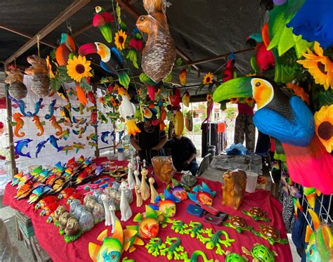 As Vive Uno De Los Artesanos M S Longevos De Tianguis De Tonal