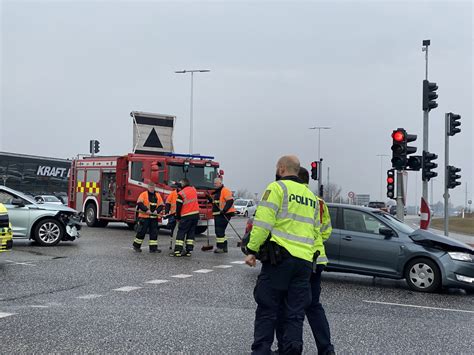 Flere Tilskadekomne Ved Trafikuheld Danmarkc Tv