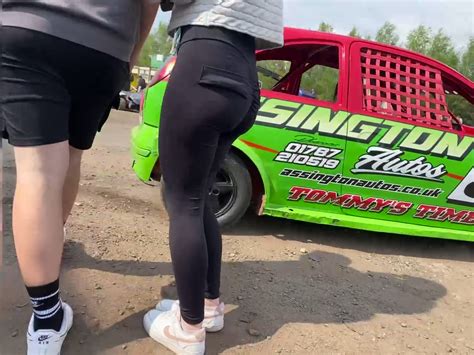 Perfect Ass In Leggins At The Races OC Spandex Leggings Yoga Pants Forum