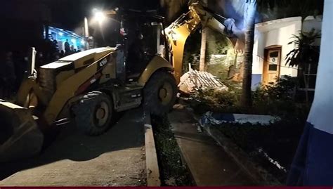 Tensión en Arcelia Pobladores Demuelen Ministerio Público en Protesta