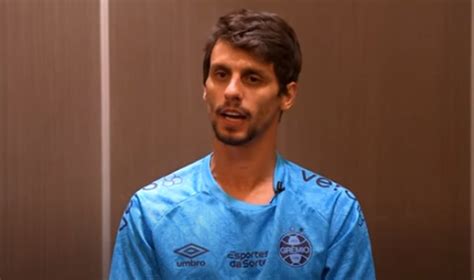 Rodrigo Caio revela desejo de realizar sonho antigo técnico do Grêmio