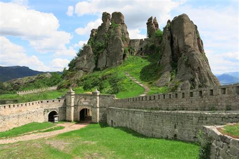 Belogradchik Fortress, Belogradchik Rocks | Bulgaria, Fortress, Places ...