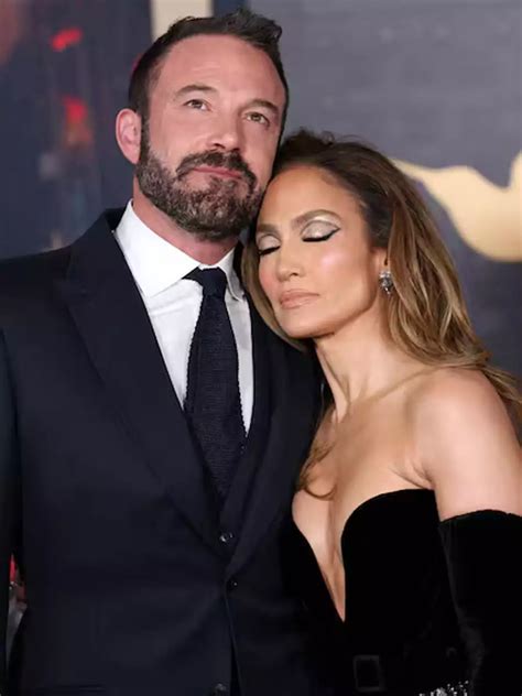 Ben Affleck Moves Out Of His Shared Mansion With Jennifer Lopez Amid