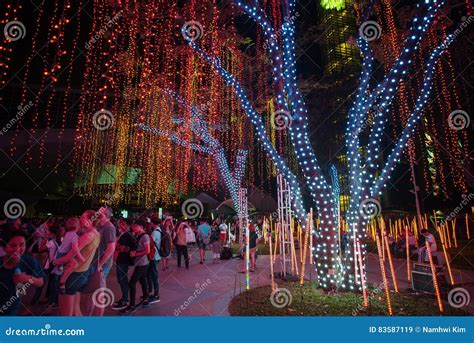 Light And Sound Show At Ayala Triangle Editorial Stock Image Image Of