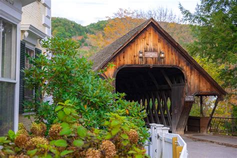 33 Beautiful Historic Covered Bridges in Vermont