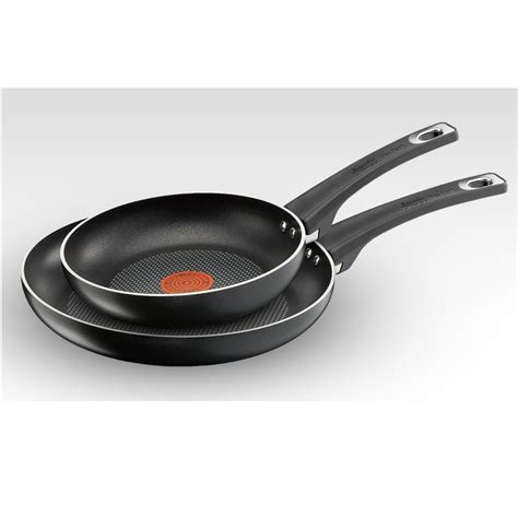 BARGAIN Two Jamie Oliver Tefal Frying Pans SAVE 71% NOW £19.99 At ...