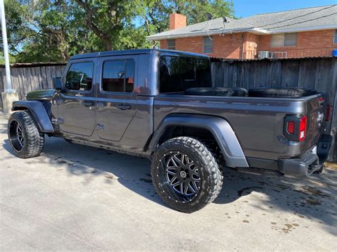 2021 Jeep Gladiator With 22x12 44 Hardcore Offroad Hc18 And 35 12 5R22