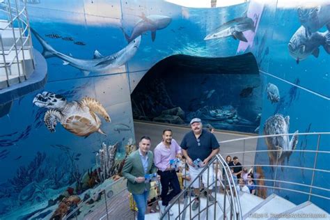 Kraser Presenta El Cat Logo De Su Gran Mural Marino En La Calle Gisbert