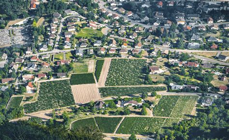 Les espaces périurbains en France Lelivrescolaire fr