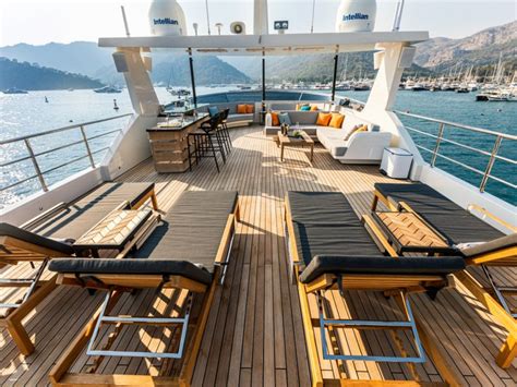 Zeemar Yacht Charter Details Aydos Yatcilik Charterworld Luxury