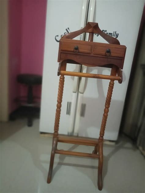 Rak Kayu Laci Gantungan Jas Antik Furnitur Di Carousell