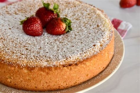 Italian Sponge Cake | 3 Ingredients (Pan di Spagna) - This Italian Kitchen