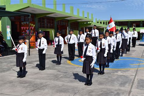 Juramentaci N De Polic As Escolares En La I E Andr S Avelino C Ceres